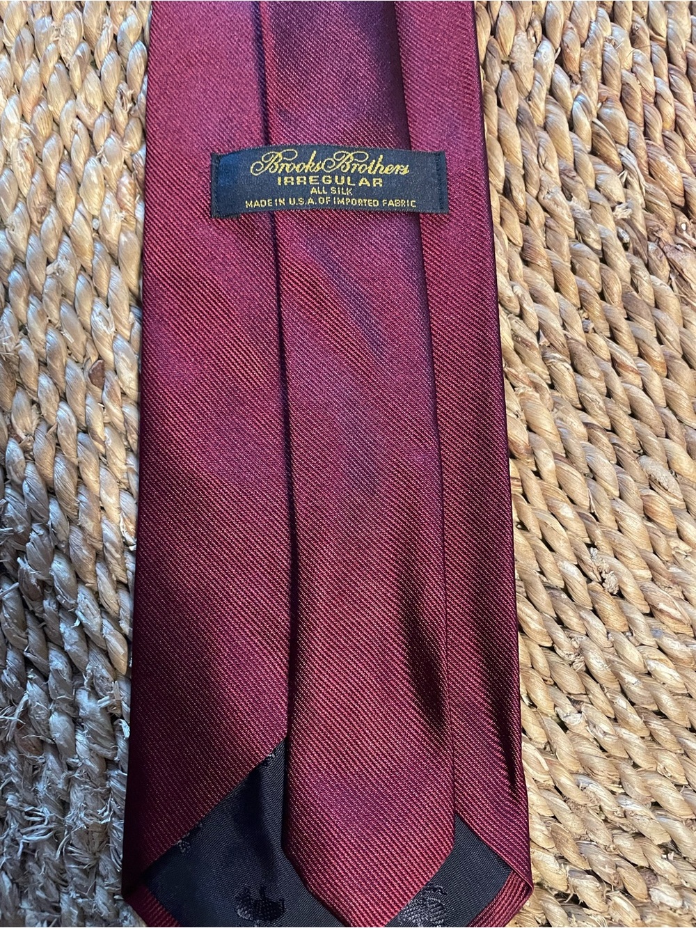 Brooks Brothers Men's Wine Silk Tie